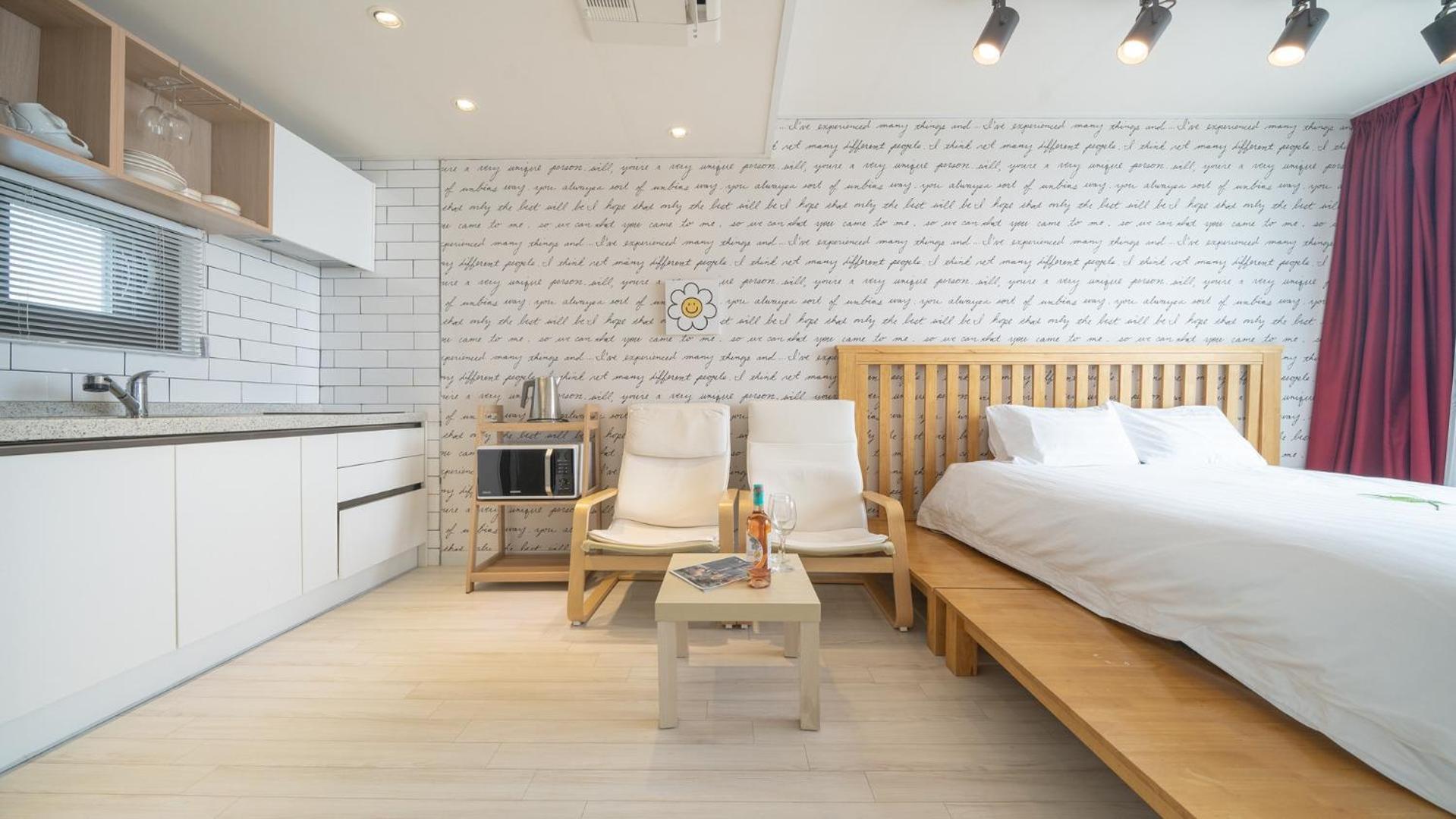 Goseong Littlesquare Oceanview Pension Extérieur photo