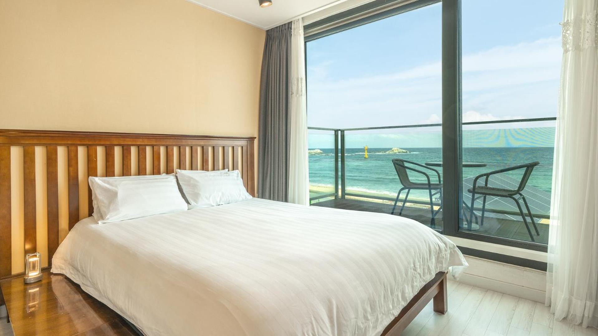 Goseong Littlesquare Oceanview Pension Chambre photo