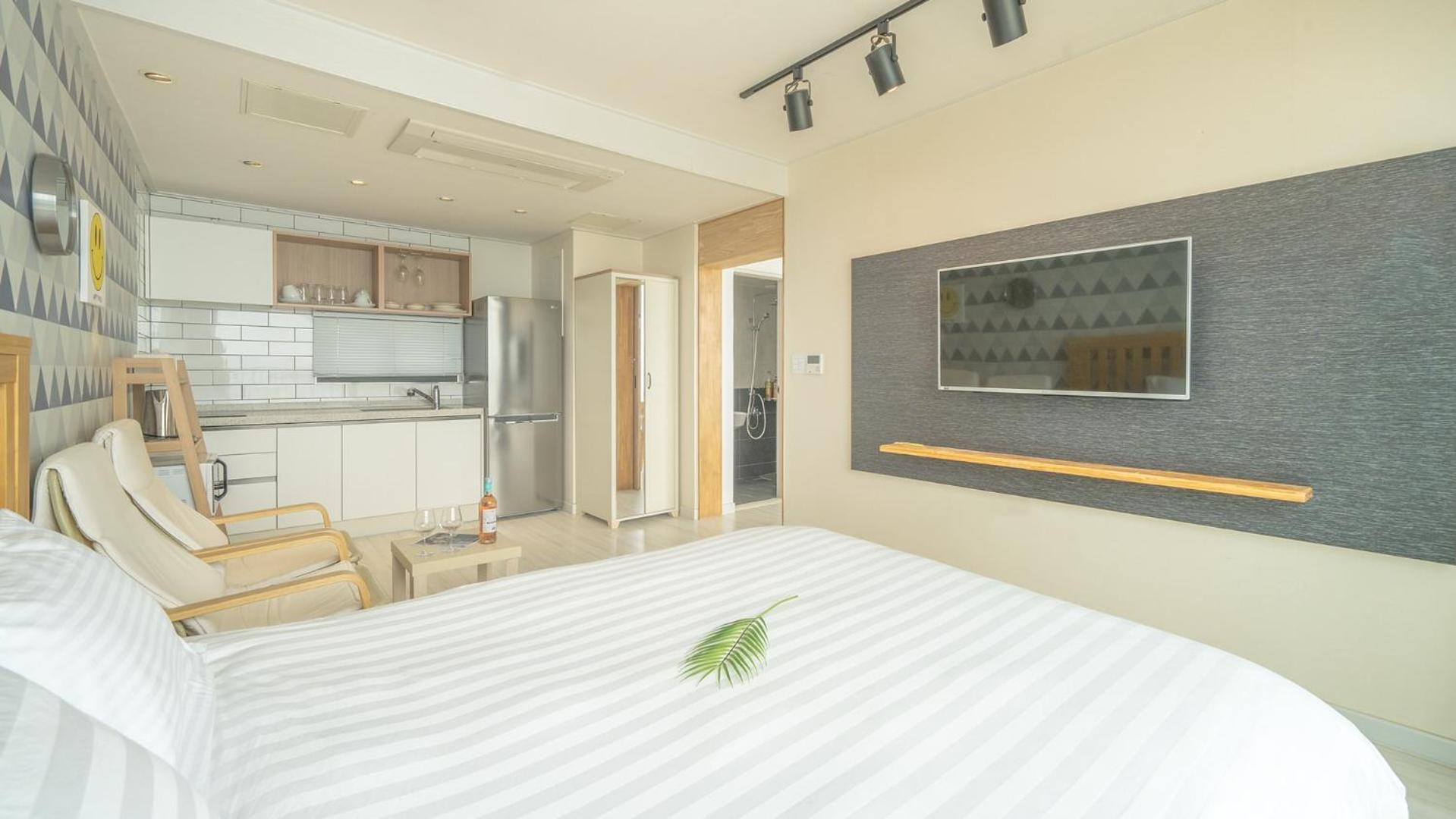 Goseong Littlesquare Oceanview Pension Chambre photo