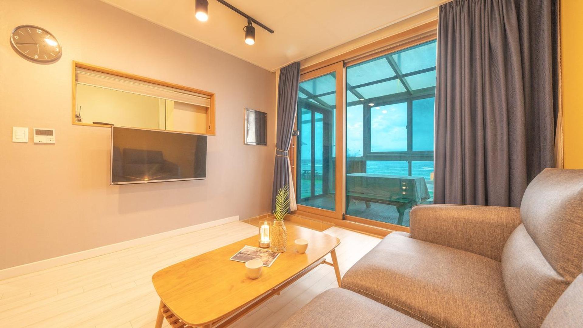 Goseong Littlesquare Oceanview Pension Chambre photo